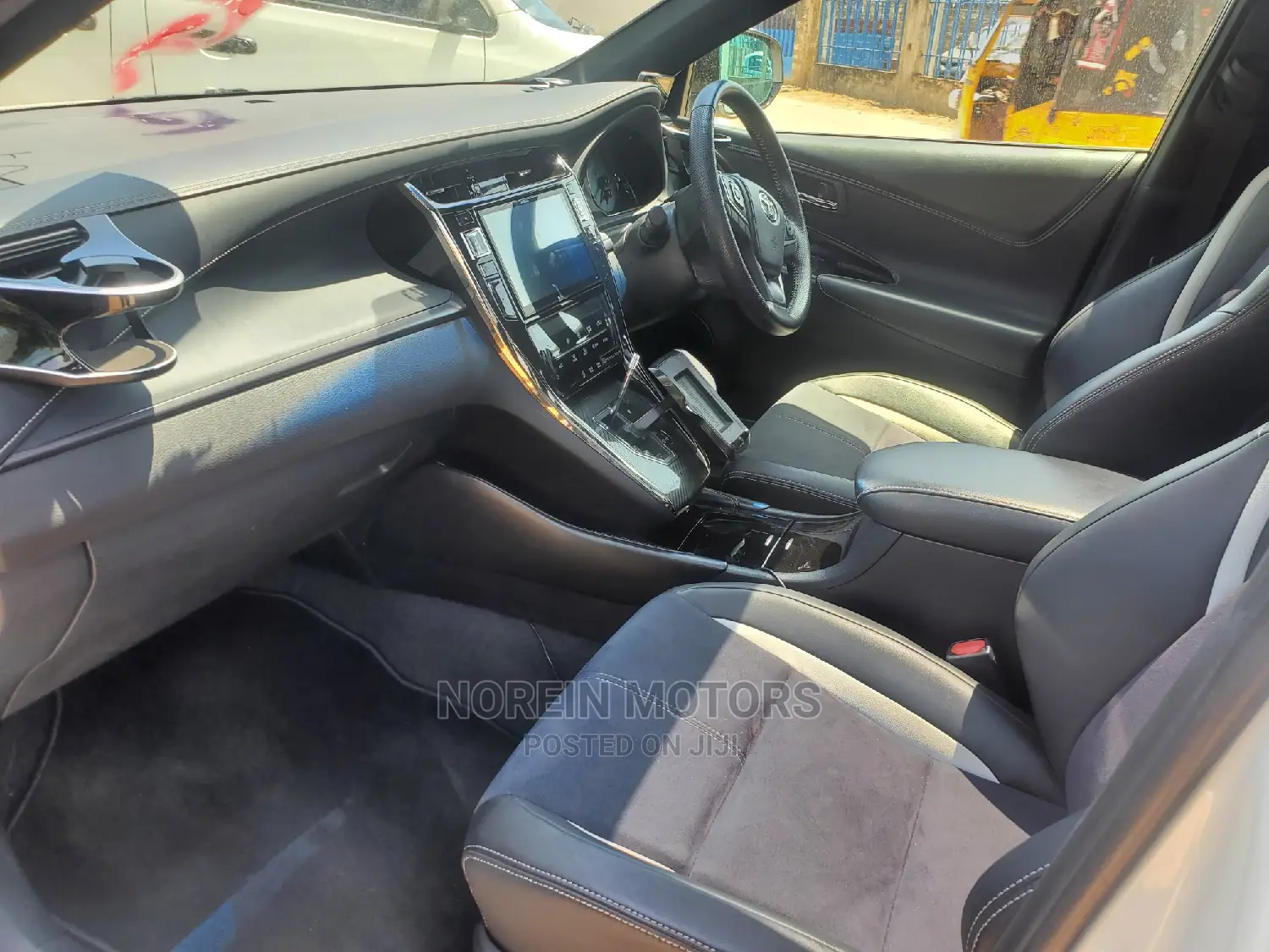 Toyota Harrier 2016 Off White