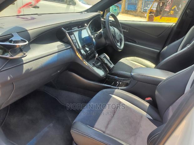 Toyota Harrier 2016 Off White - thumbnail 7