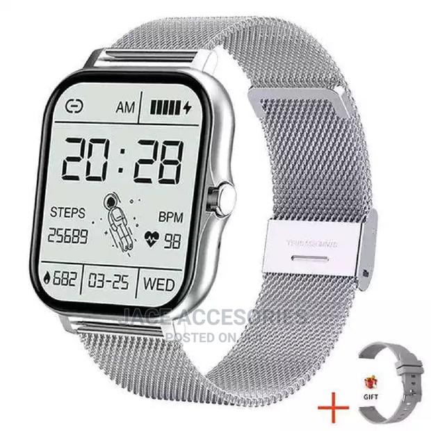 I7 Smart Watch With Stainless Steel Strap - thumbnail 2