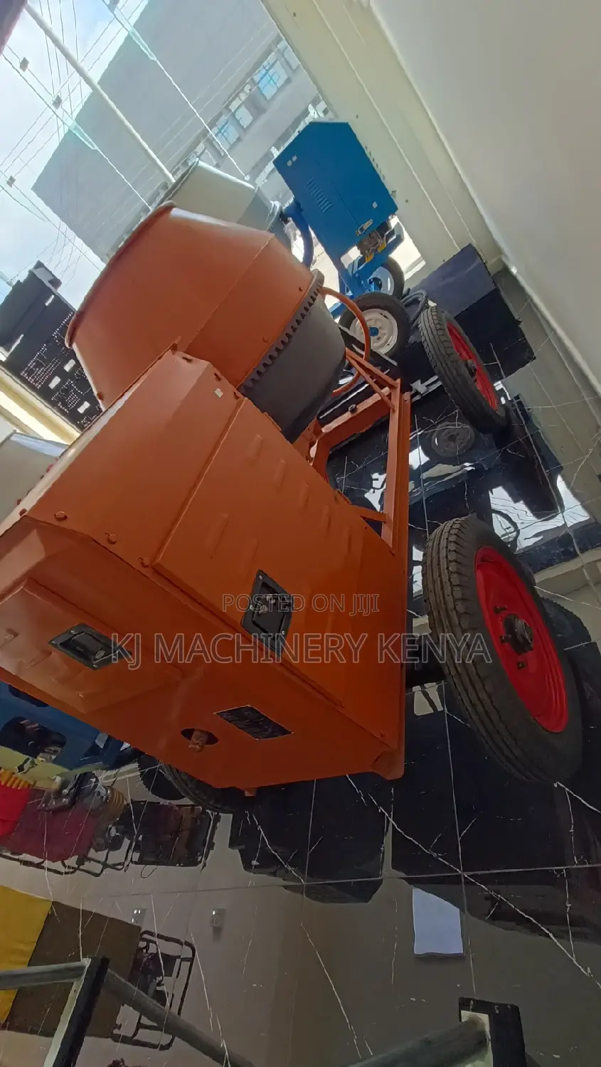 Heavy-duty 500l Concrete Mixer – Built For Tough Construction Work!
