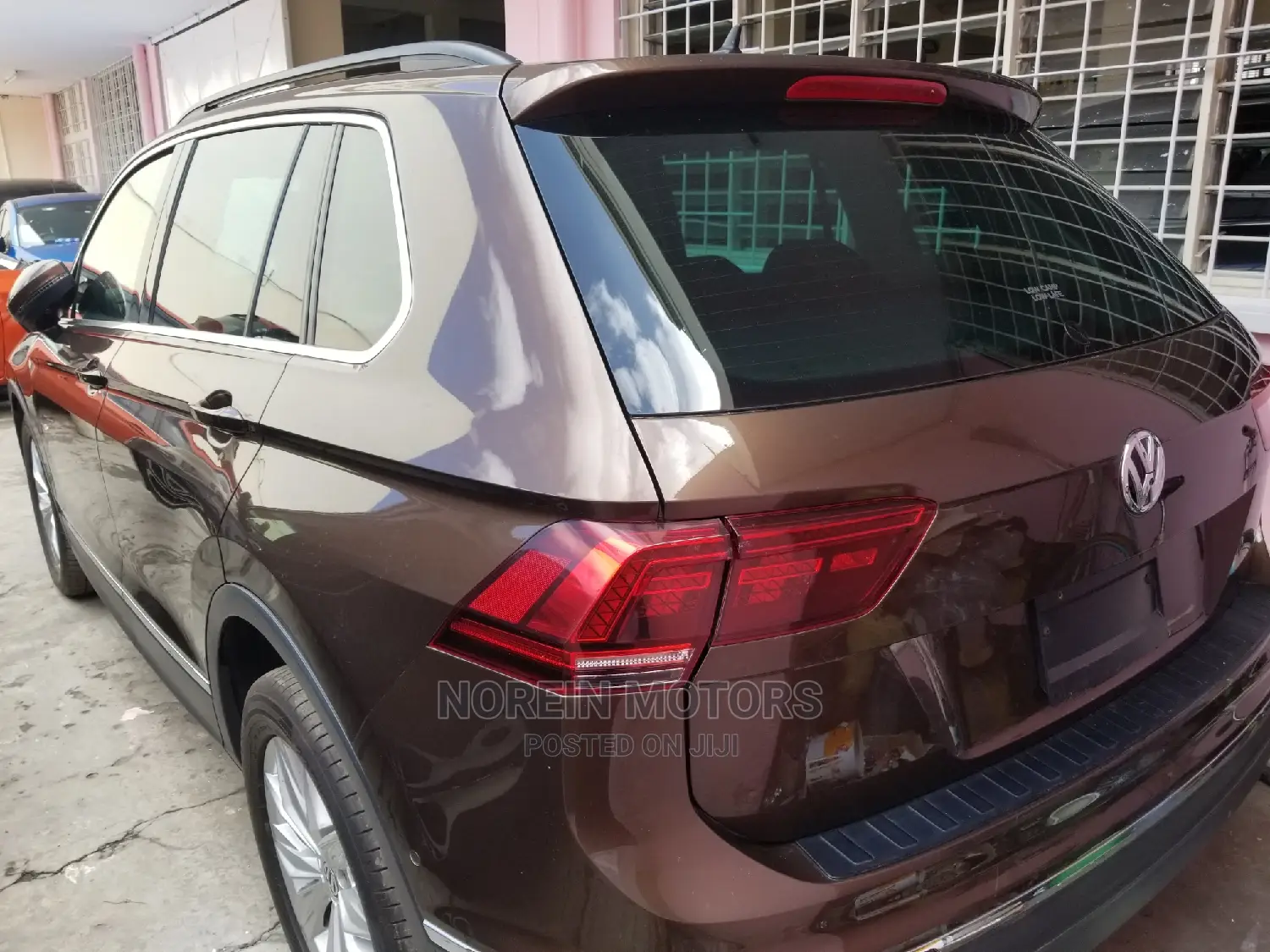 Volkswagen Touareg 2017 Brown