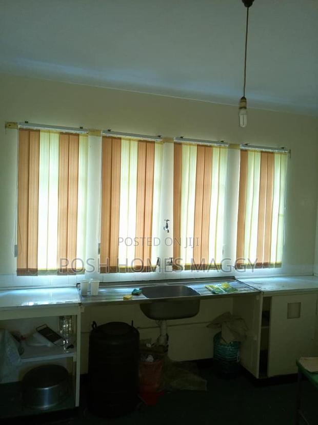 Office Blinds - thumbnail 3