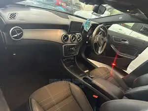 Mercedes-Benz GLA-Class 2016 Black