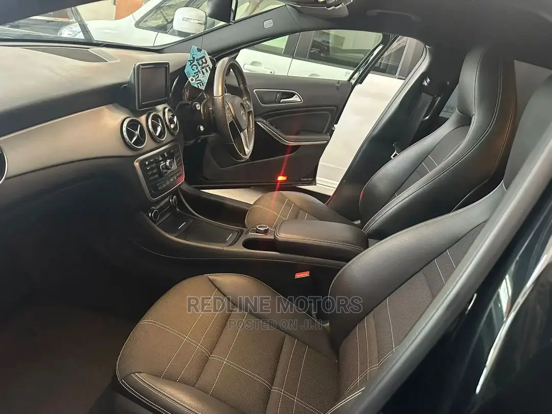 Mercedes-Benz GLA-Class 2016 Black
