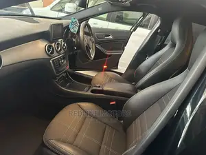 Mercedes-Benz GLA-Class 2016 Black