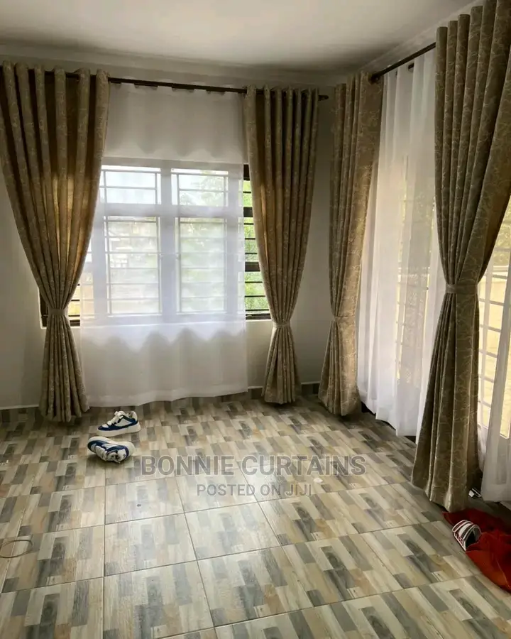 Curtains. Shears on Sell