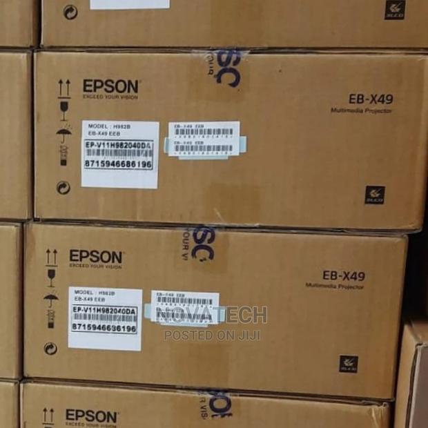 3600 Lumens Original Epson X 49 Projector - main view