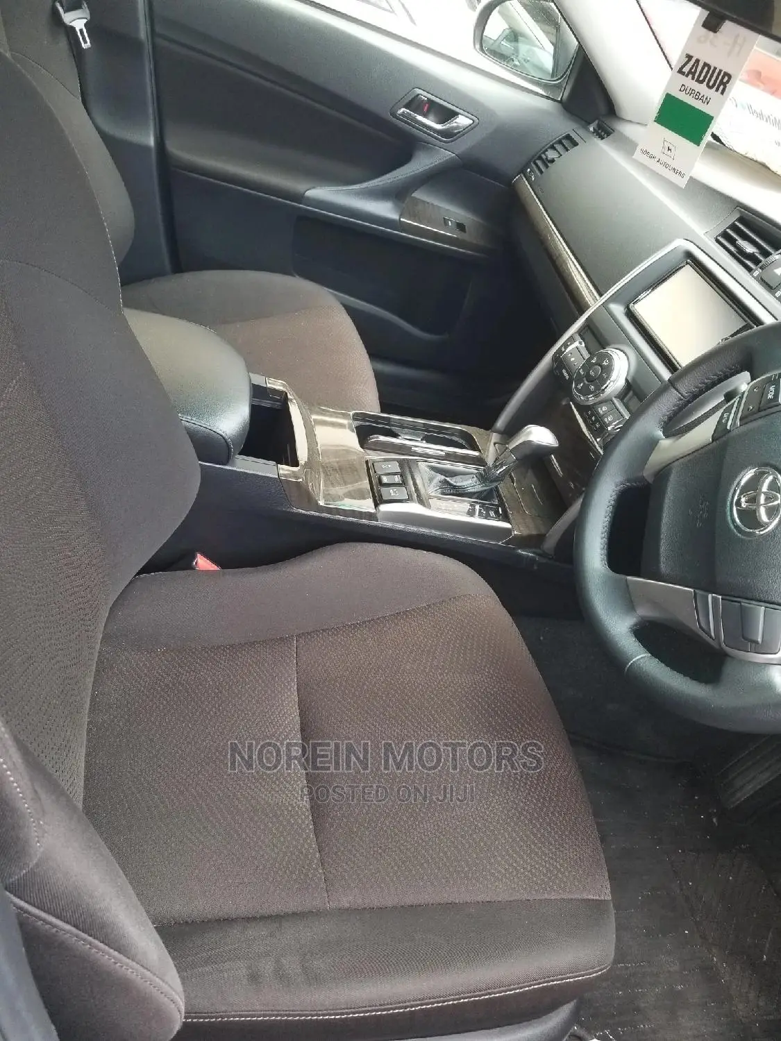 Toyota Mark X 2.5 AWD 2016 Silver