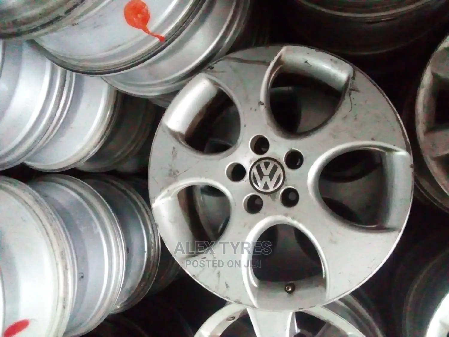 Size 17 Inches VW Alloys Rims Set