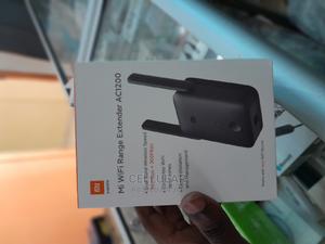 Mi Wifi Range Extender AC1200 - main view
