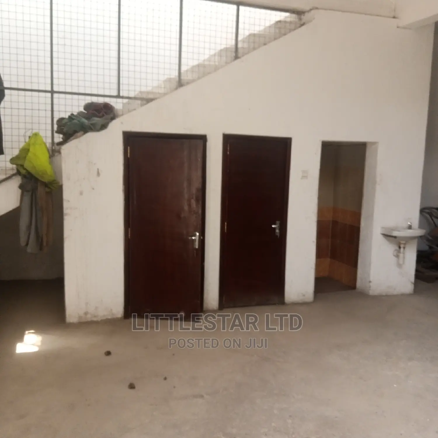 Godown for Rent Near SGR