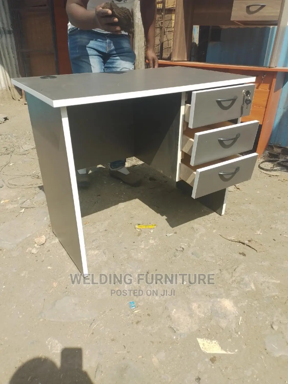 Office Desk