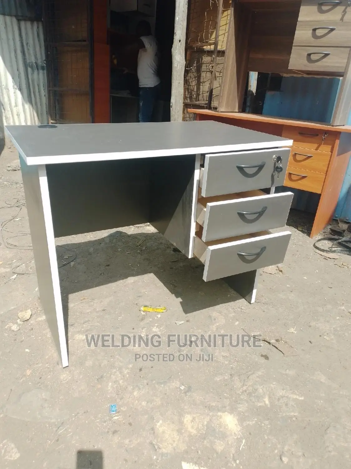 Office Desk