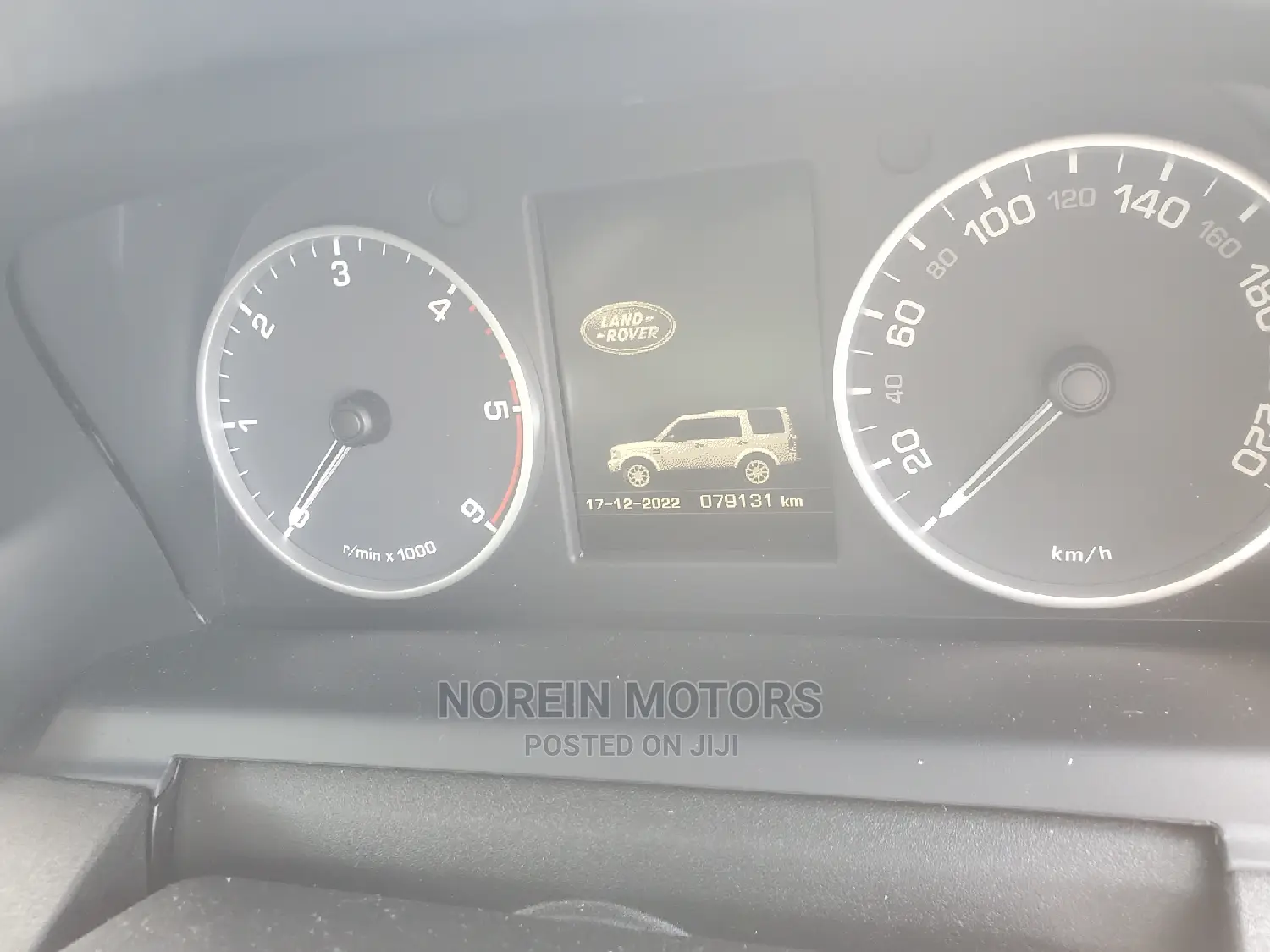 Land Rover Discovery 2015 Off White