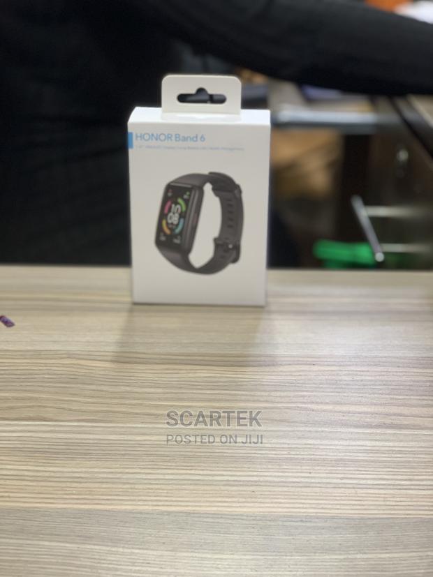 Band 6 by Honor Black(New) - thumbnail 3