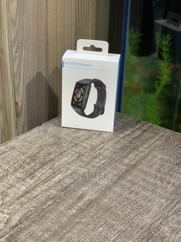 Band 6 by Honor Black(New) - main view