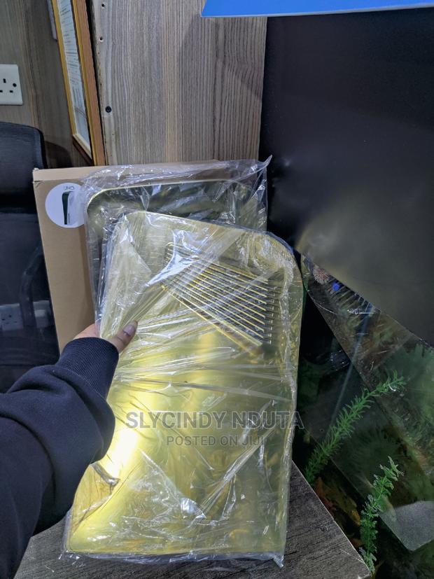 Brown Box Faceplate(Gold) - main view