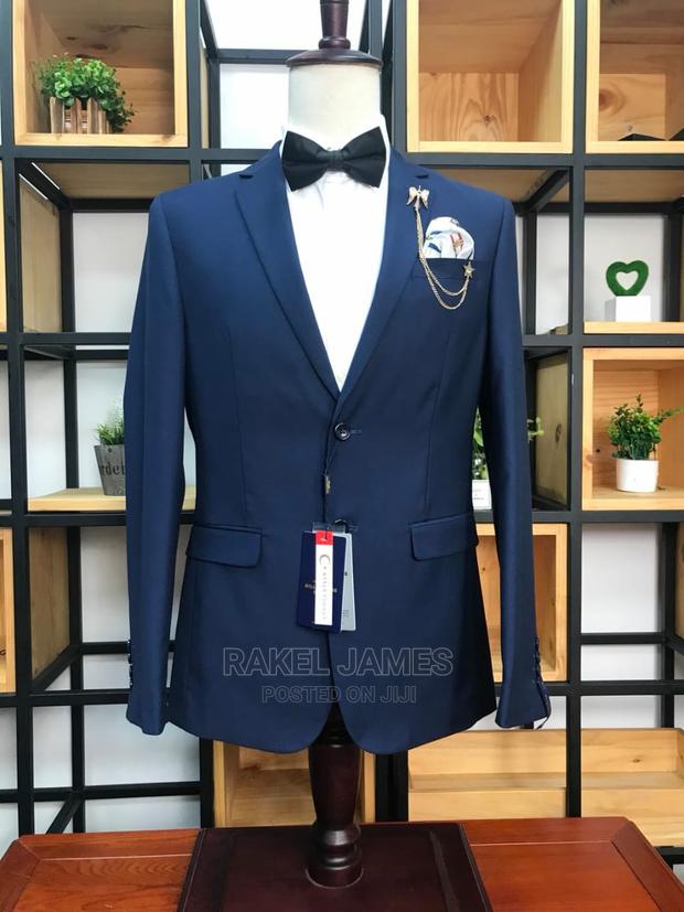 Navyblue Suit - main view