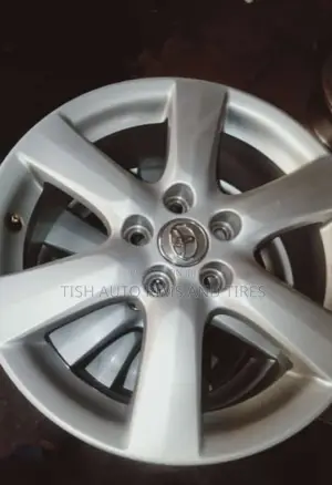 Original 17 Inch Vanguard Rims Se