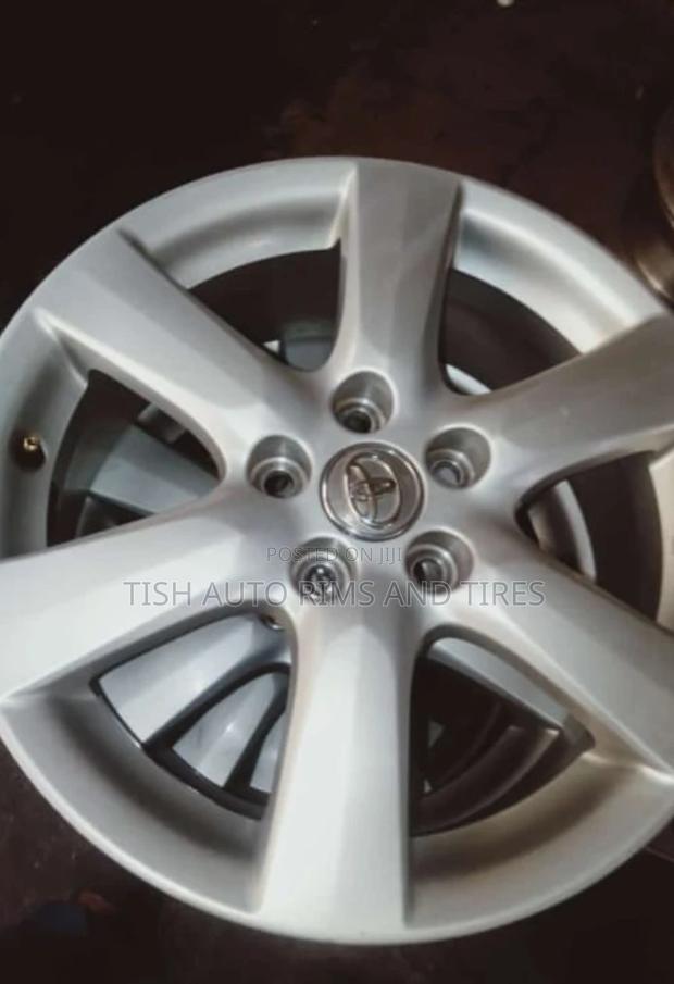 Original 17 Inch Vanguard Rims Se