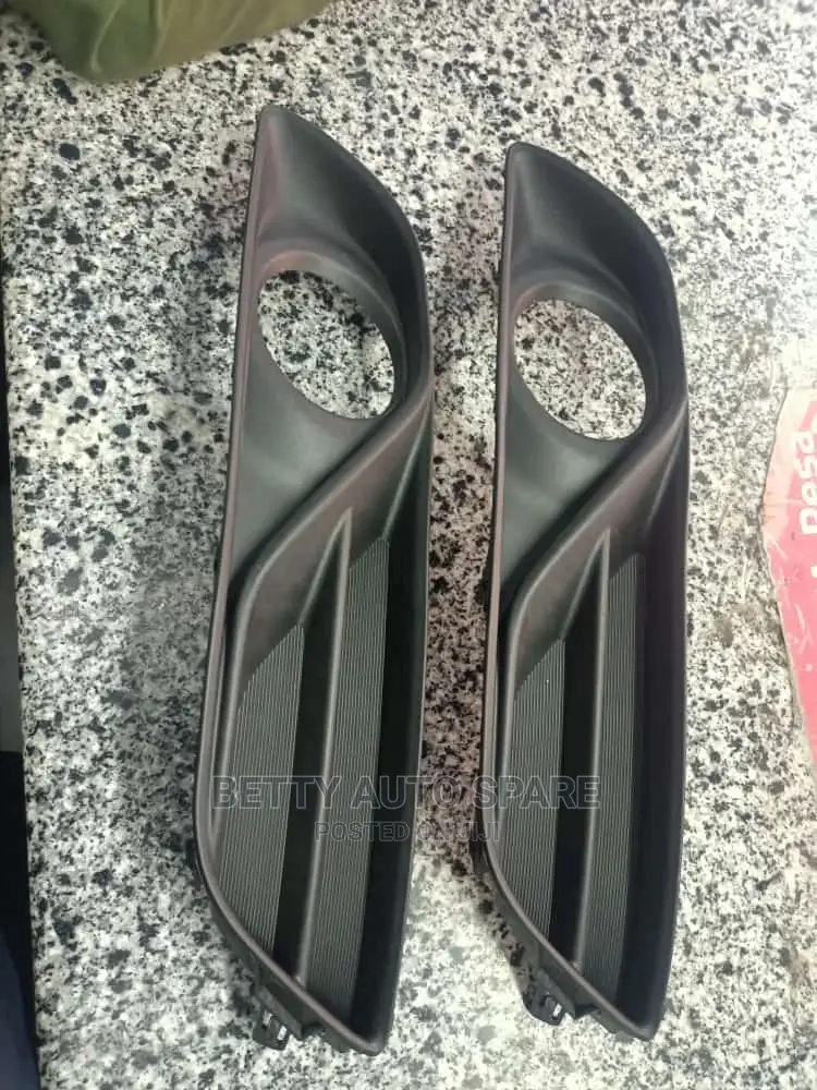 Nissan Sulphy Foglight Covers