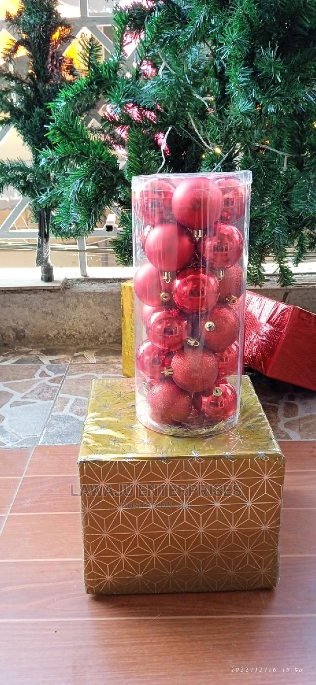 Red Glamarous Christmas Decorations Balls Set