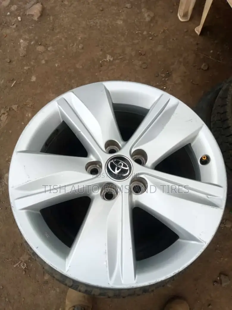 Original 17 Nch Rim for Toyota Harrier
