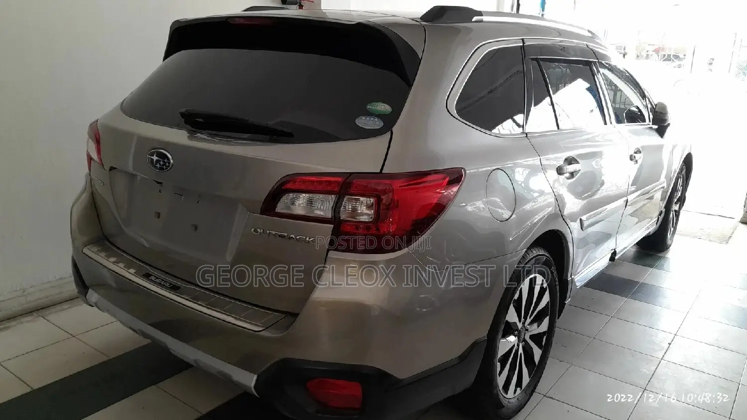 Subaru Outback 2016 Gold