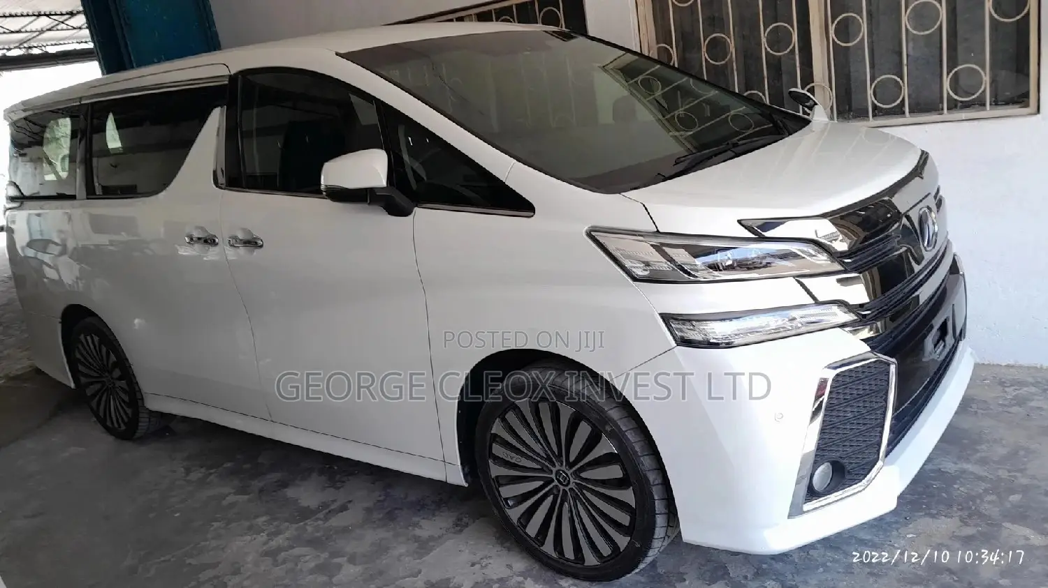 Toyota Vellfire 2016 White