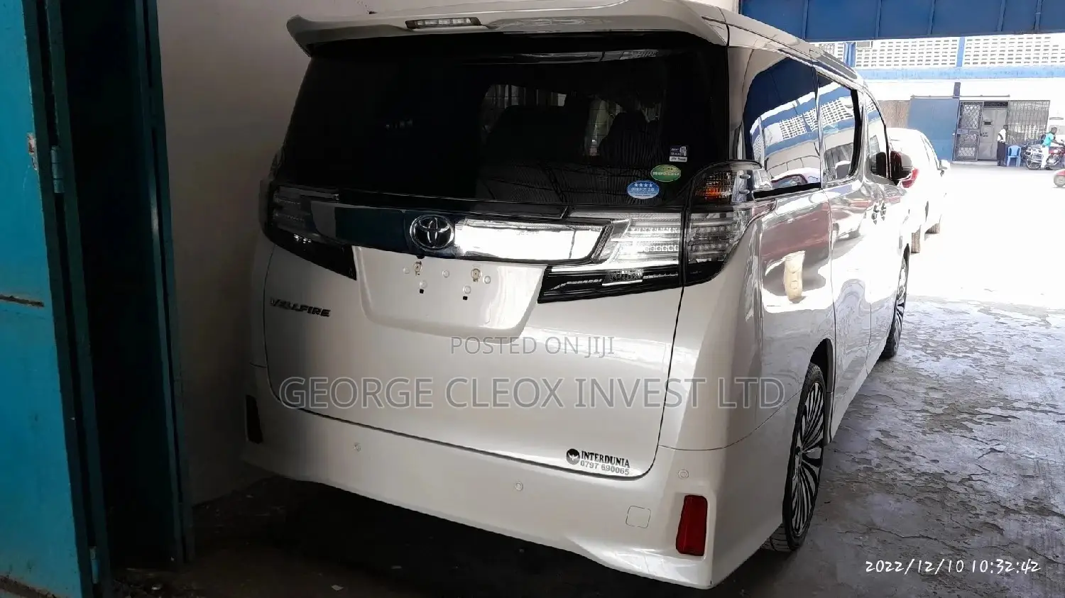 Toyota Vellfire 2016 White