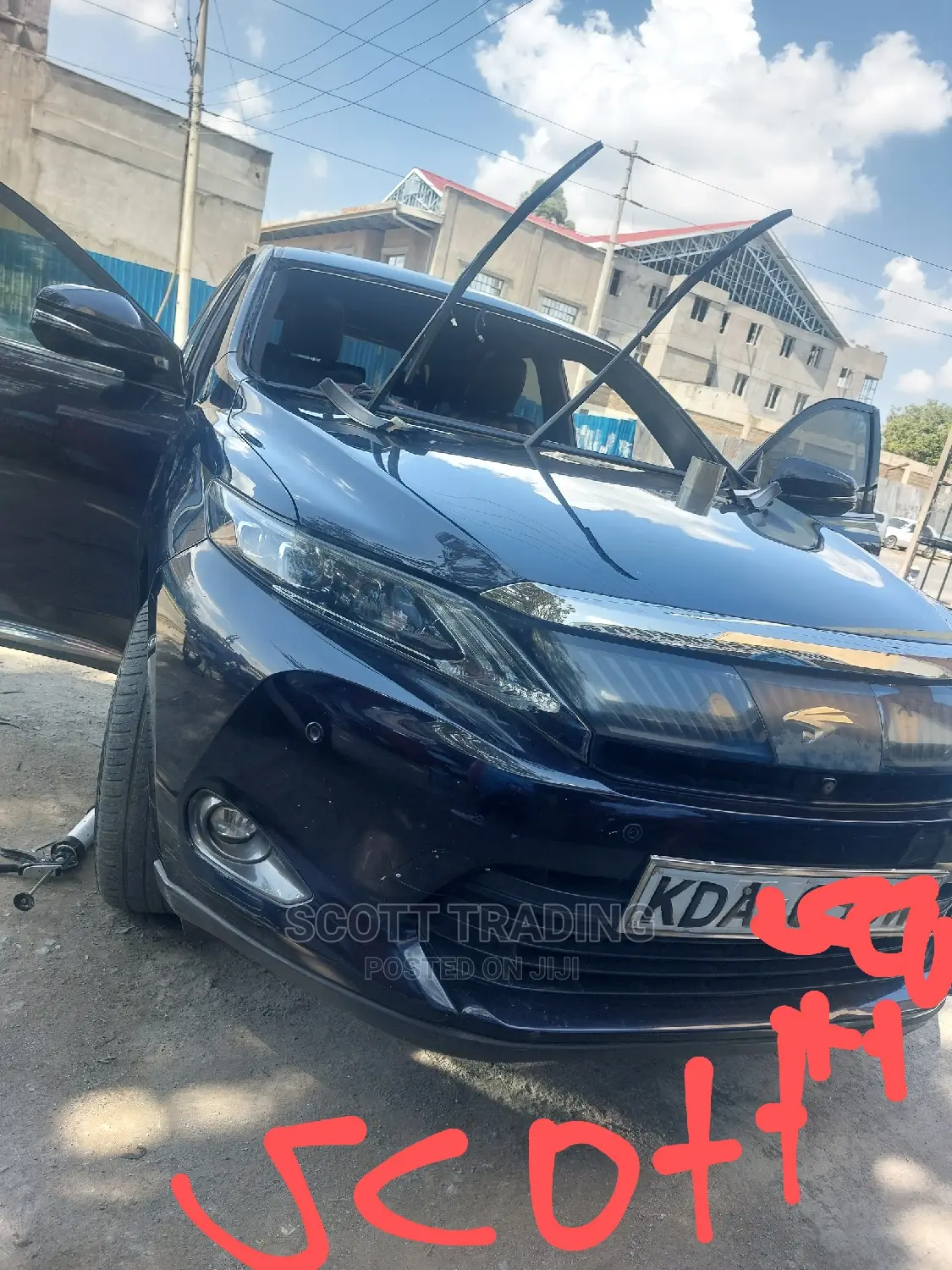 Toyota Harrier 2015 Front Windscreen