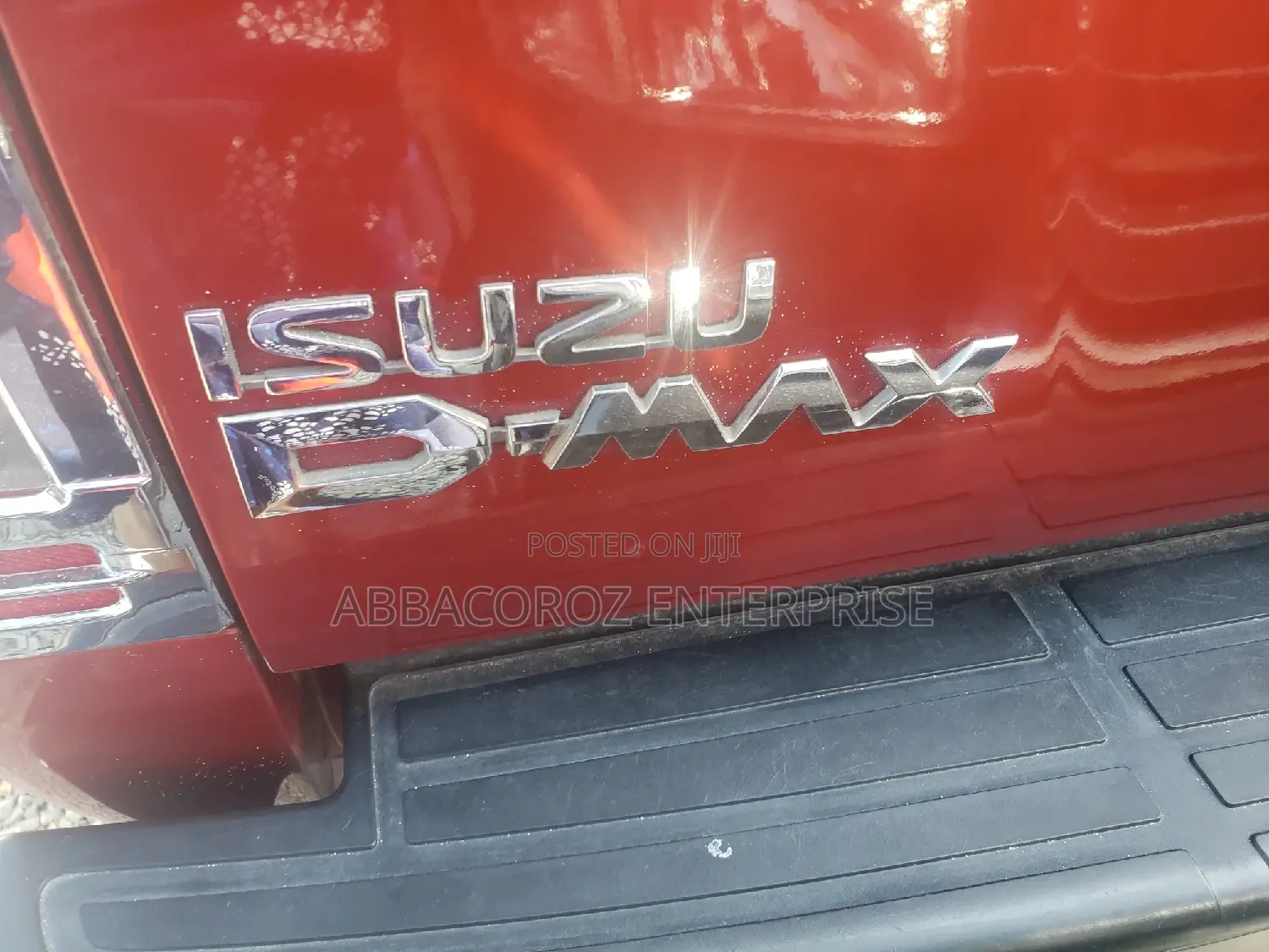Isuzu D-Max 2015 Red