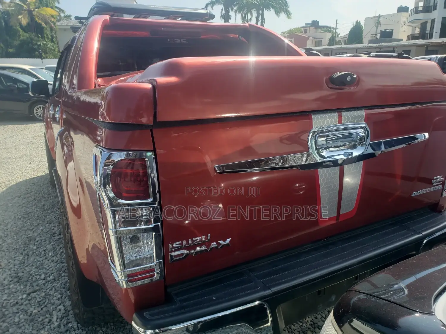 Isuzu D-Max 2015 Red