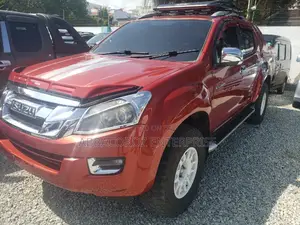 Isuzu D-Max 2015 Red
