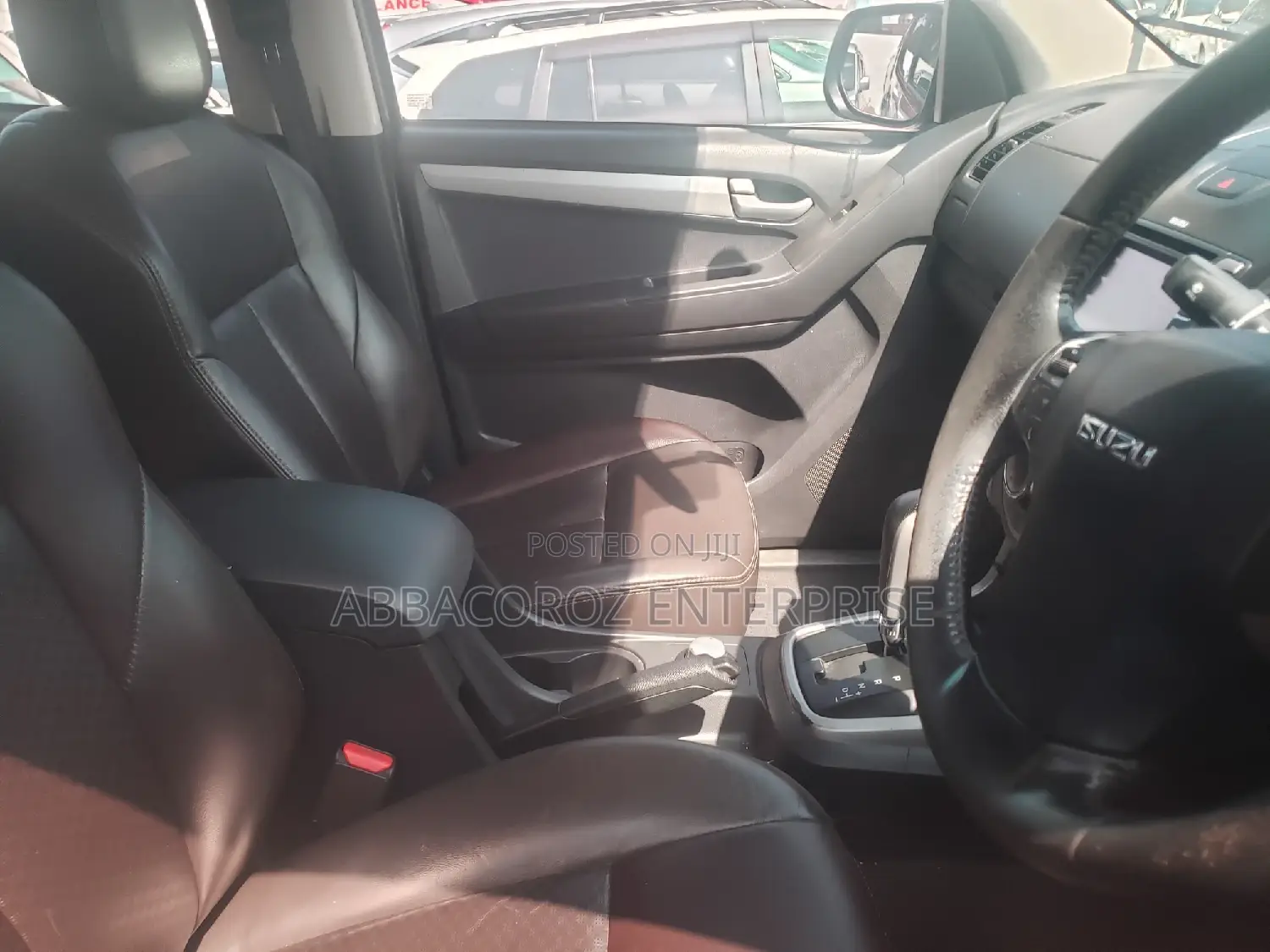 Isuzu D-Max 2015 Red