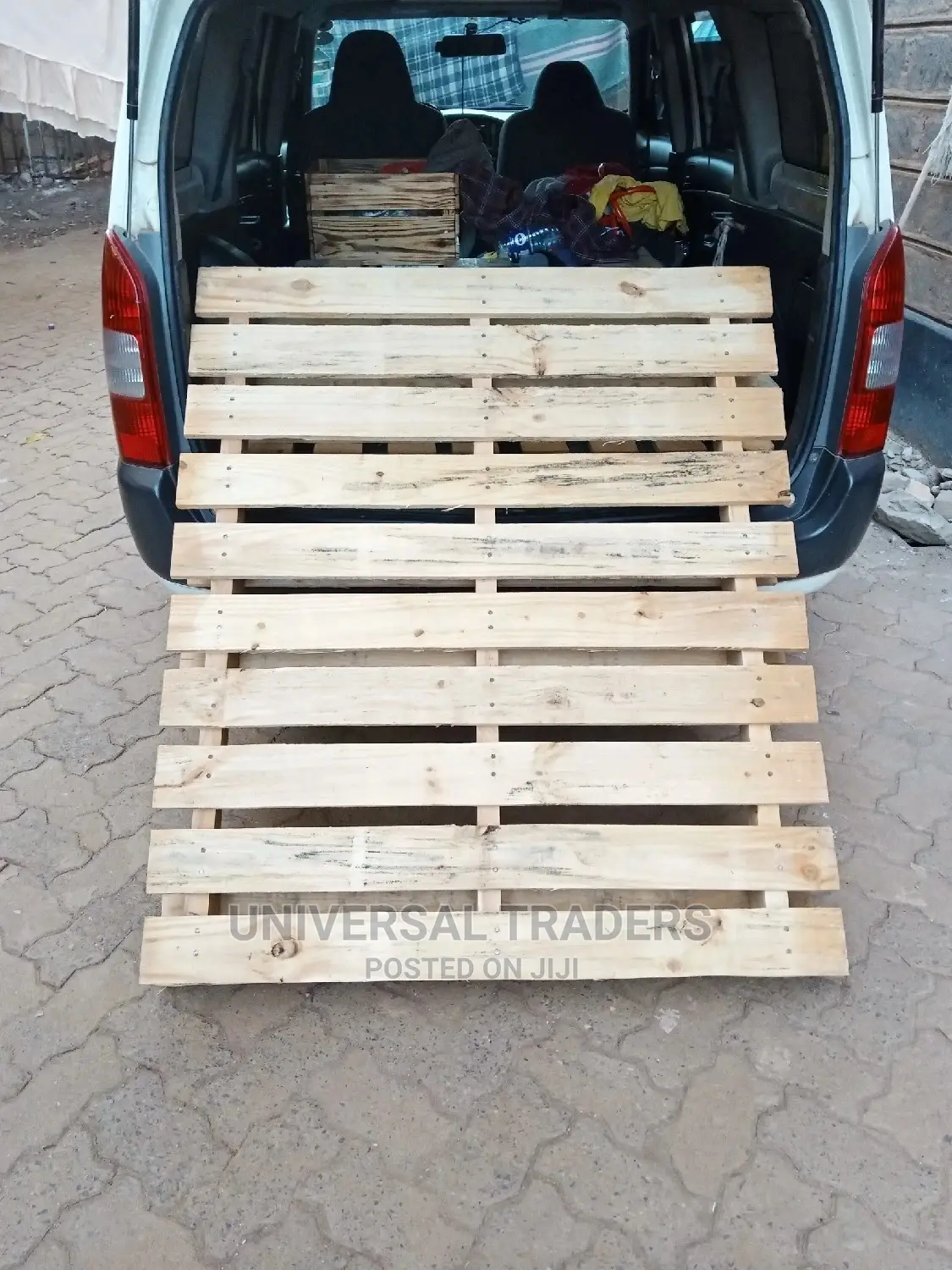 Wood Pallets for Furniture Use
