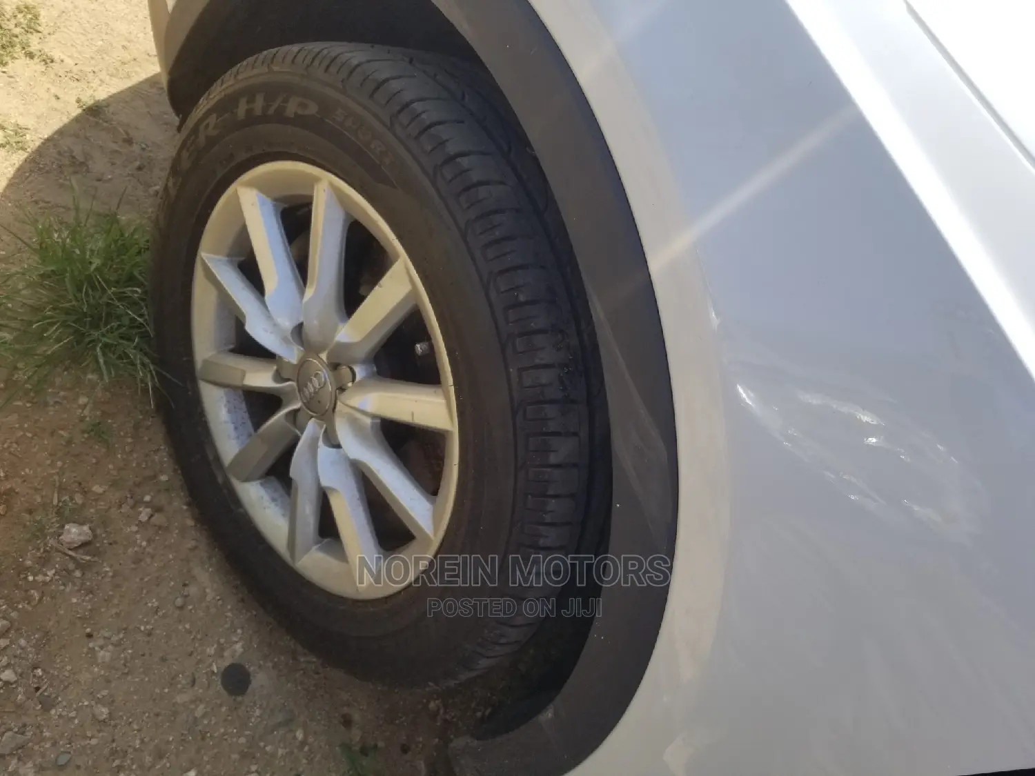 Audi Q3 2.0 TFSI 180hp 2015 White