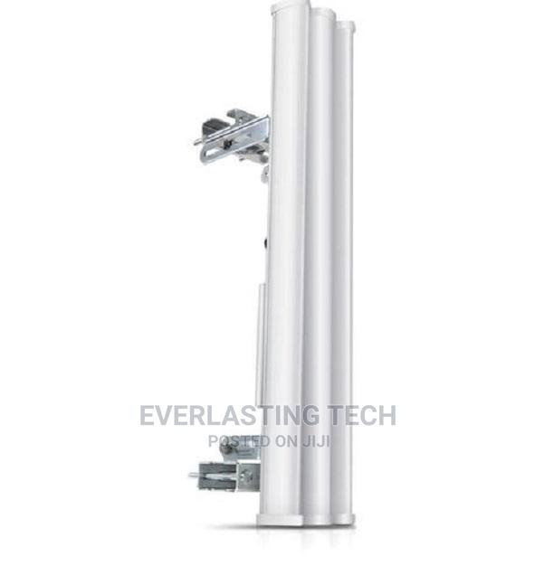 Ubiquiti Airmax AM-5G19-120 Sector Antenna