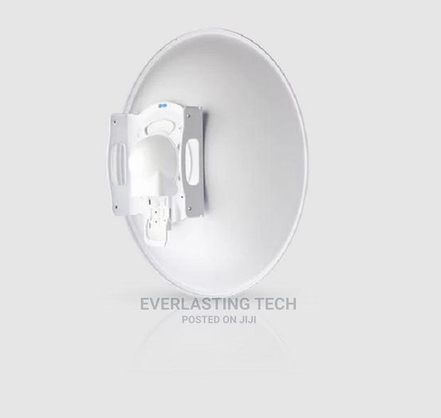 ,Unifi 6 Access Point Wifi 6 Pro (U6-Pro) - main view