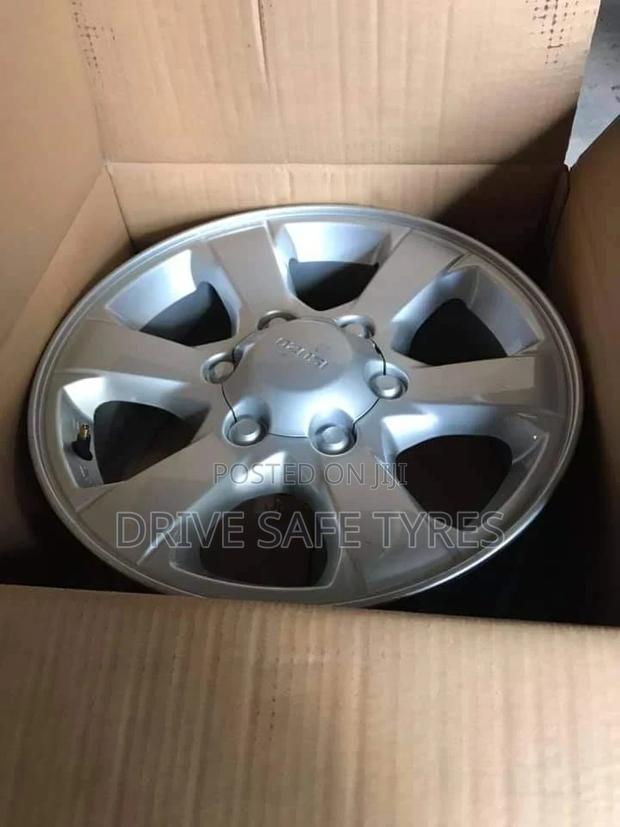 16 Inch Dmax Original Rims (Japan)