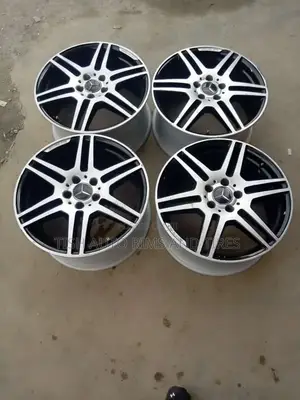 Mercedes Benz AMG 18 Inch Rims Set