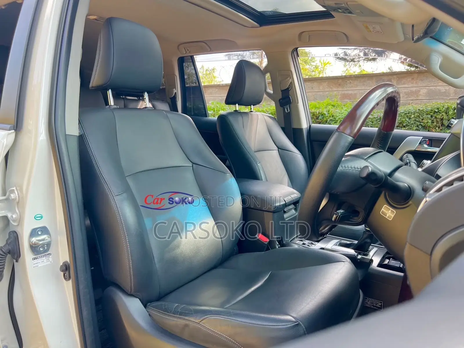 Toyota Land Cruiser Prado 2017 White