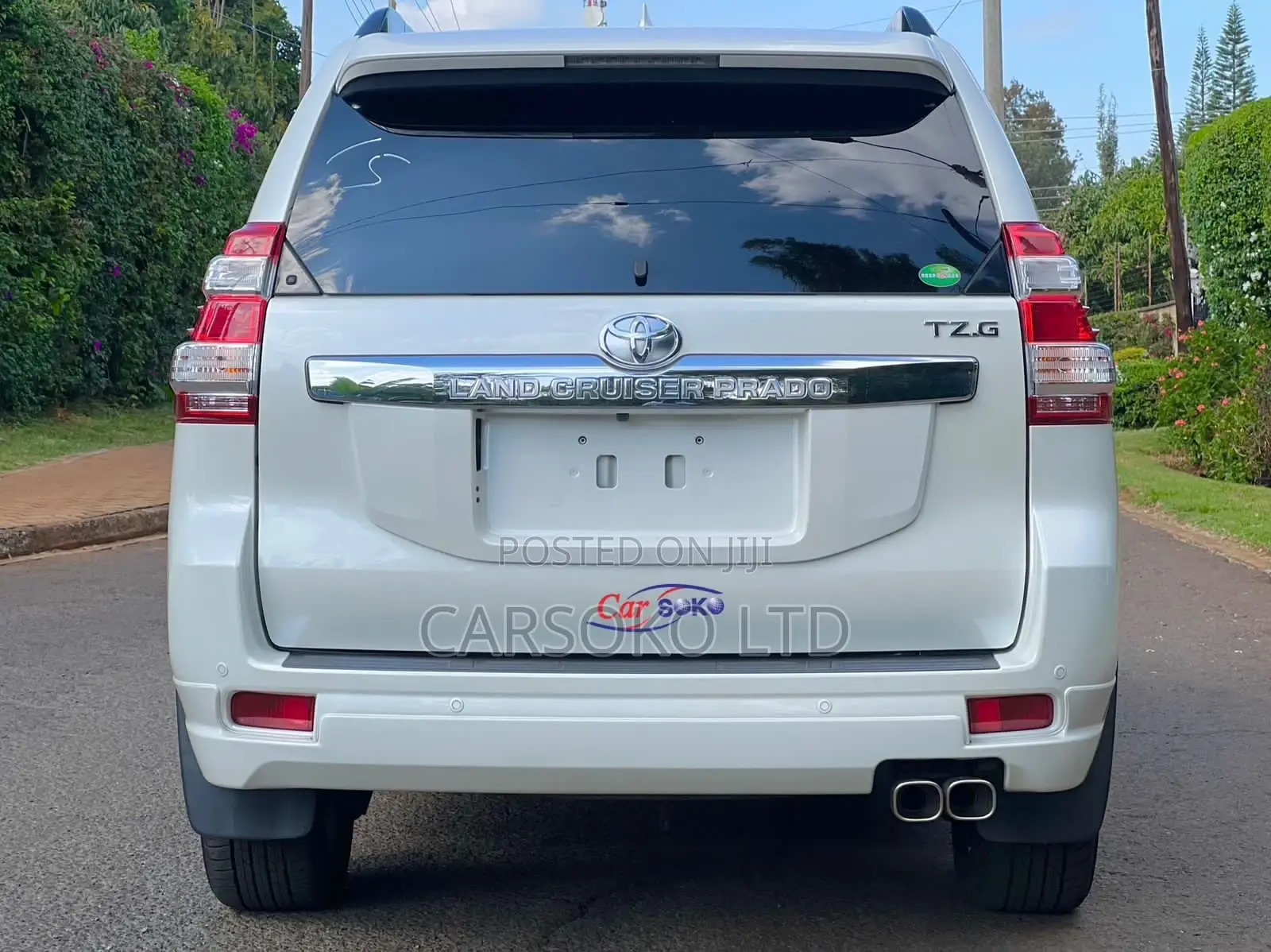 Toyota Land Cruiser Prado 2017 White