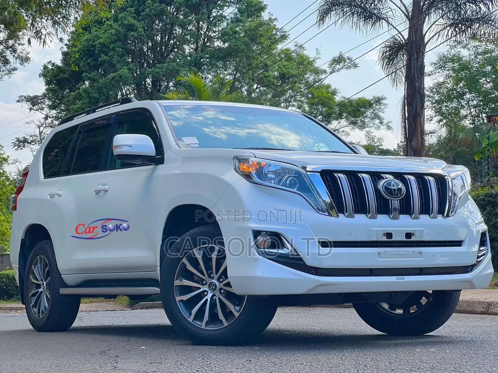Toyota Land Cruiser Prado 2017 White