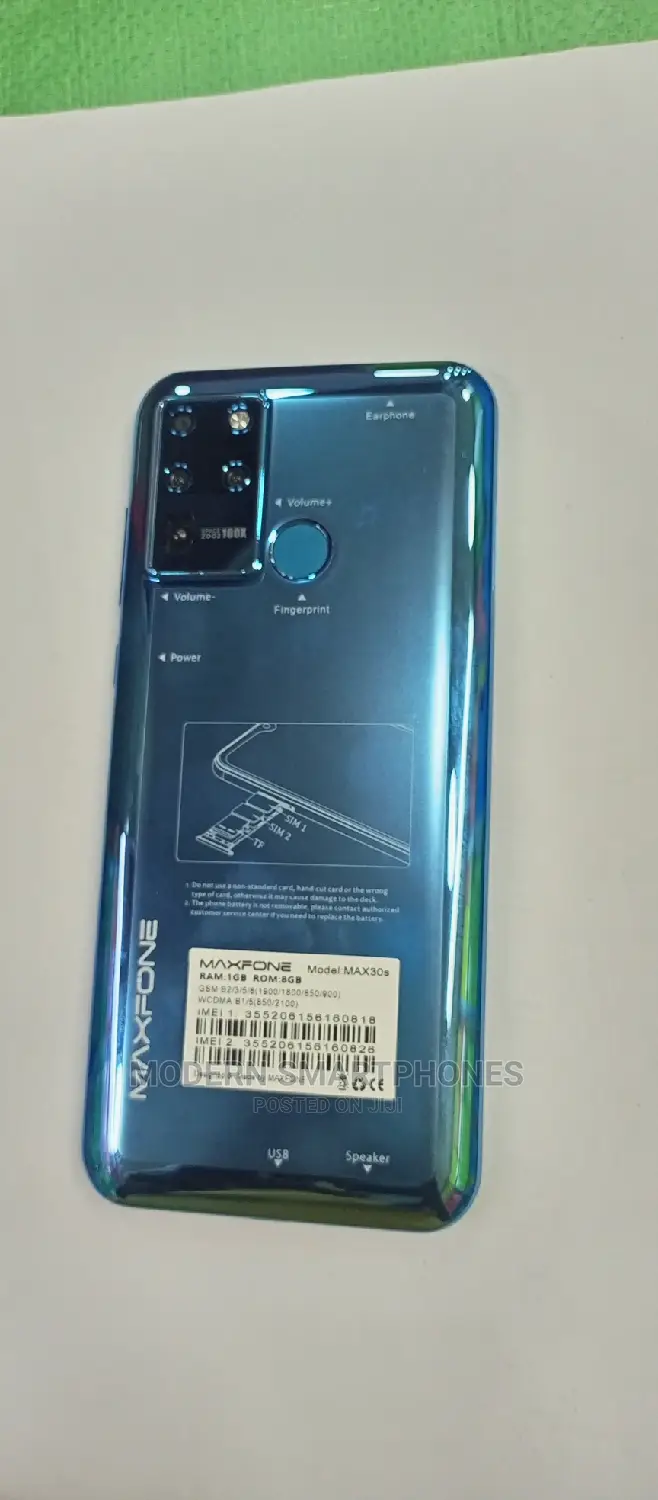 New Mobile Phone 8 GB Blue