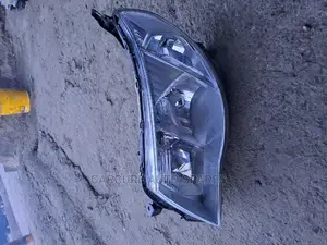 Subaru SH5 SH9 Headlight Xenon and Lens