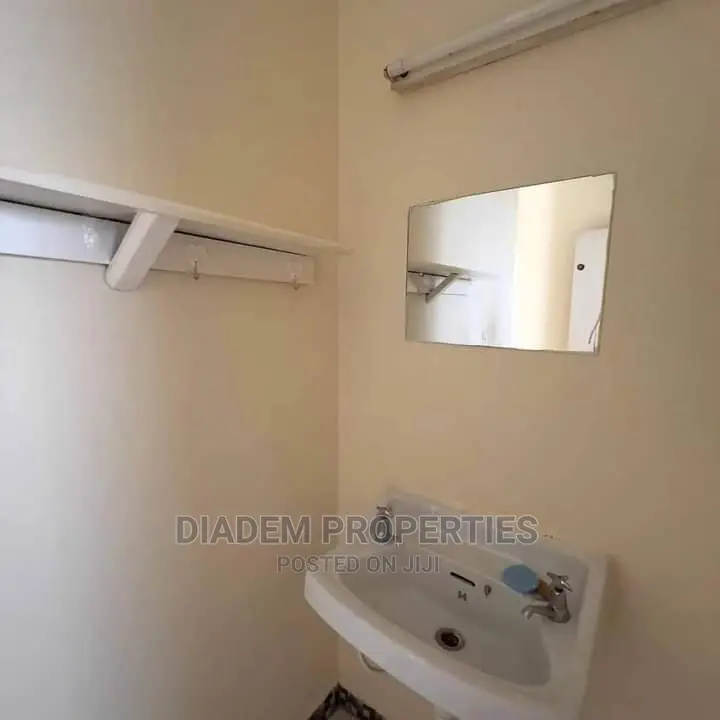 4bdrm Maisonette in Kilimani for rent