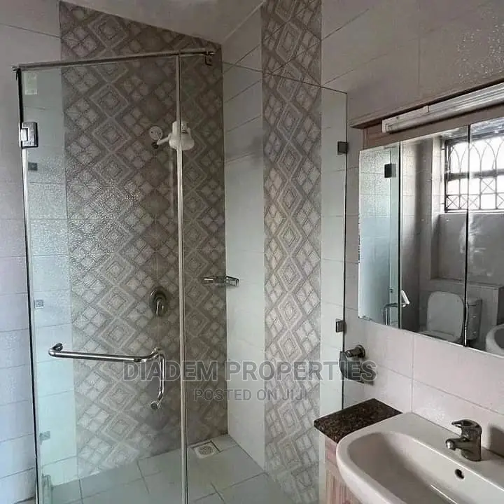 3bdrm Apartment in Lavington for Rent