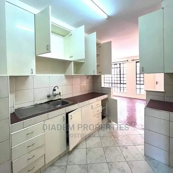 3bdrm Apartment in Lavington for Rent