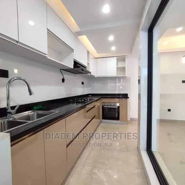 3bdrm Apartment in Valley Arcade for rent - thumbnail 3